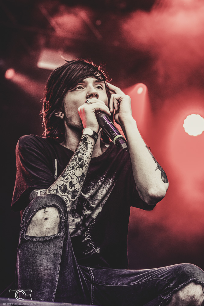 Asking-Alexandria-11